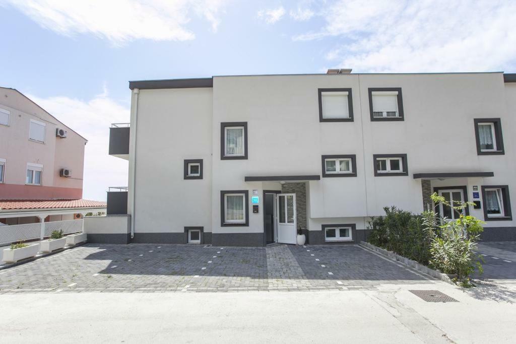 Apartman Tony Макарска Экстерьер фото