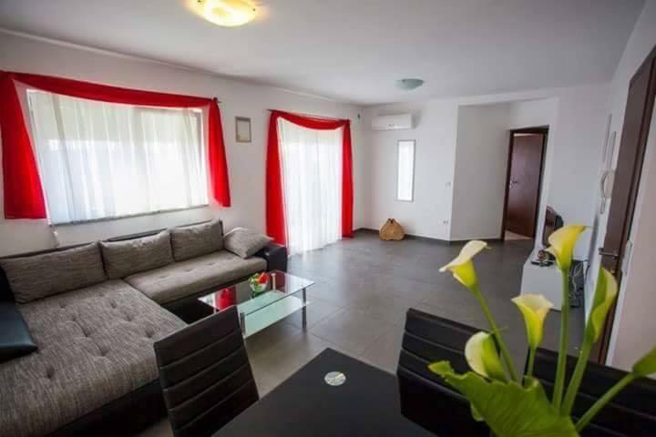 Apartman Tony Макарска Экстерьер фото